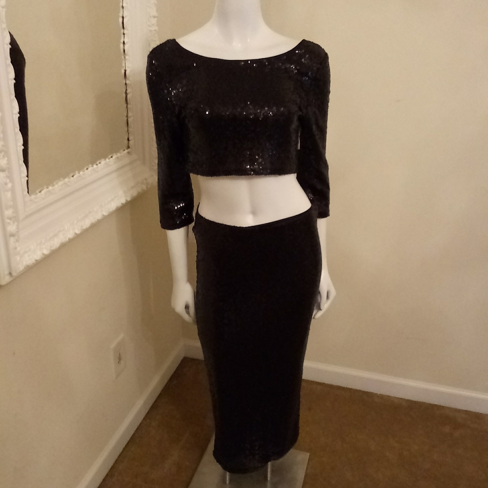Black 2pc ladies dress